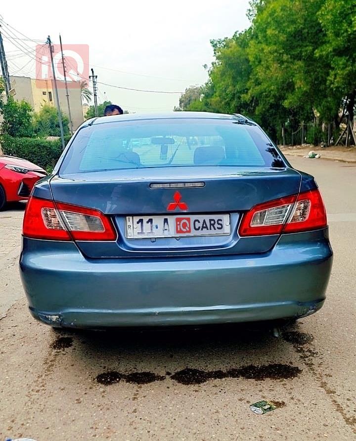 ميتسوبيشي جالنت